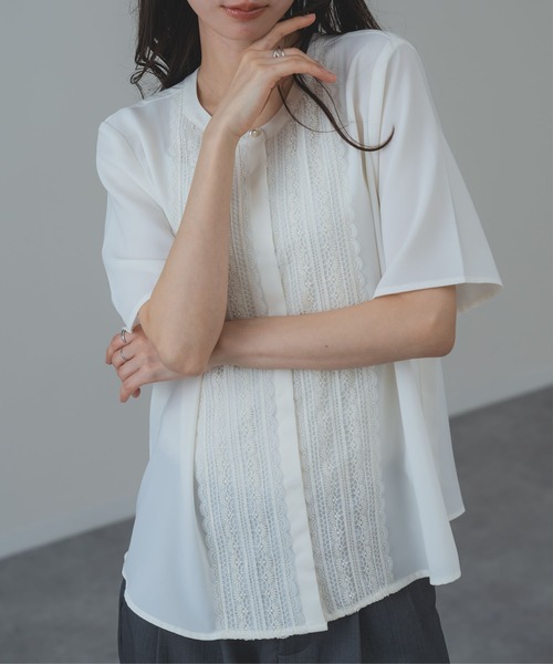 ANNA LUNA（アンナルナ）の「【ANNA LUNA】繊細 レース で華やぐ上品 半袖 ブラウス（シャツ/ブラウス・レディース・オフホワイト/ベージュ/ネイビー・MEDIUM）」の22枚目の写真