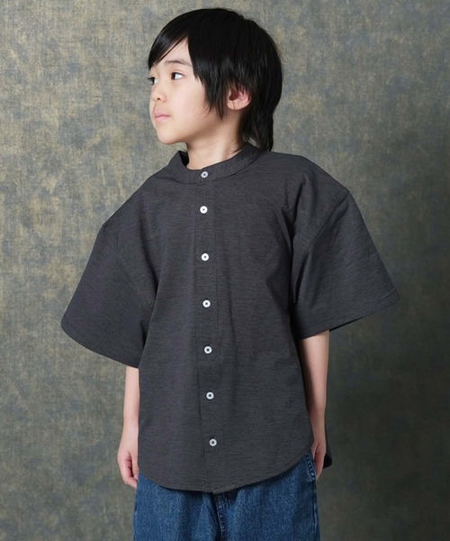 SHISKY(シスキー)の「マルチファンクション オーバーサイズ 半袖シャツ(926-00)(シャツ/ブラウス・キッズ・オフホワイト/カーキ/ブラック/ベージュ/チャコール・110/120/130/140/150/160)」の3枚目の写真