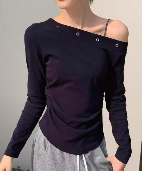MEMECLE（メメクル）の「【 MEMECLE / メメクル 】アイレットワンショルダートップス（Tシャツ/カットソー・レディース・ライトグレー/ライトブルー/ブラック/ホワイト・FREE）」の3枚目の写真