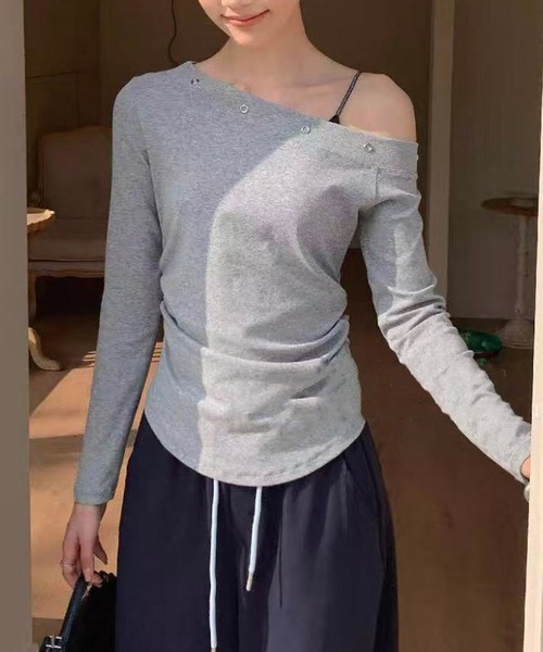 MEMECLE（メメクル）の「【 MEMECLE / メメクル 】アイレットワンショルダートップス（Tシャツ/カットソー・レディース・ライトグレー/ライトブルー/ブラック/ホワイト・FREE）」の11枚目の写真