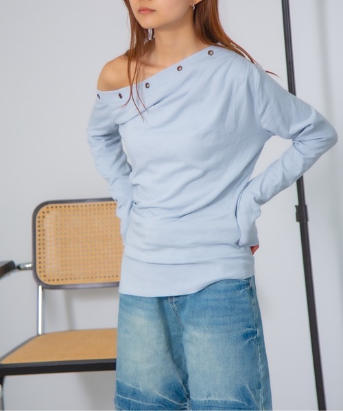 MEMECLE（メメクル）の「【 MEMECLE / メメクル 】アイレットワンショルダートップス（Tシャツ/カットソー・レディース・ライトグレー/ライトブルー/ブラック/ホワイト・FREE）」の14枚目の写真