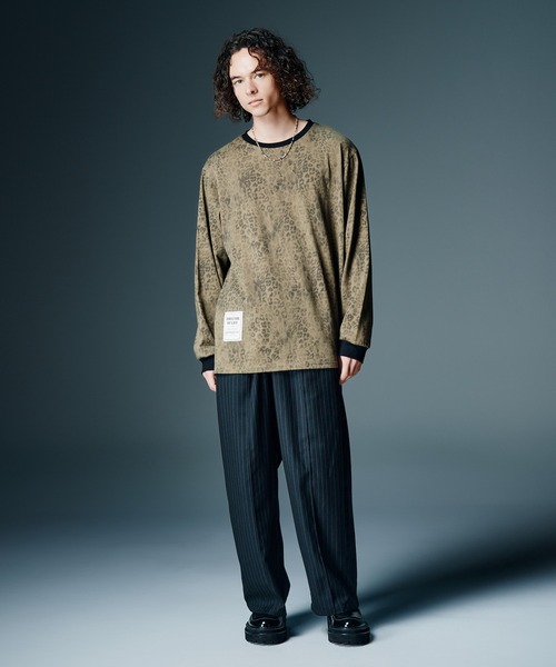glamb(グラム)の「Leopard Trim Cutsew / レオパードトリムカットソー(Tシャツ/カットソー・メンズ・ホワイト/カーキ・S/M/L)」の5枚目の写真