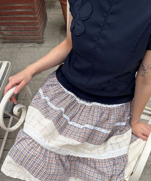 SINOON(シヌーン)の「Smocking Color Block Flare Skirt (Beige)(スカート・レディース・Beige・FREE)」の3枚目の写真