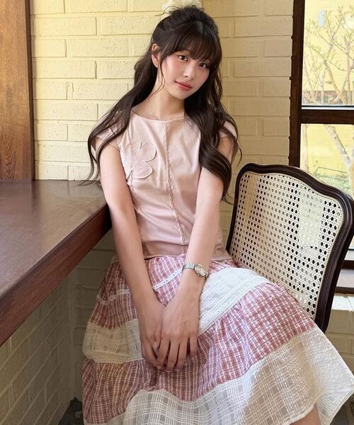 SINOON(シヌーン)の「Smocking Color Block Flare Skirt (Beige)(スカート・レディース・Beige・FREE)」の2枚目の写真