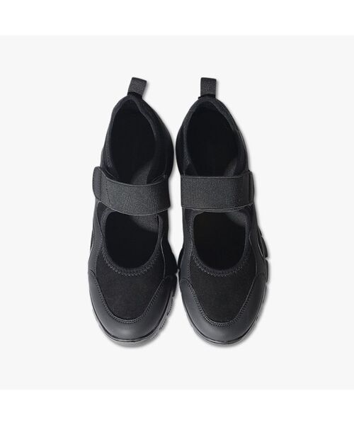 APTO(アプト)の「オニュ スニーカー AINK002(スニーカー・レディース・ブラック・23cm/24.5cm/23.5cm/24cm/25cm)」の1枚目の写真