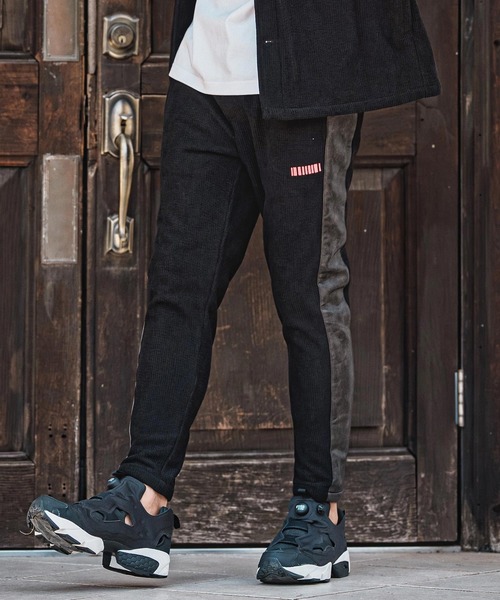 felkod(フィルコッド)の「mp15142- Synthetic Leather×Fleece-Back Corduroy Easy Pants コーデュロイ イージーパンツ(F26A120)(その他パンツ・メンズ・グレイッシュベージュ/ブラック・S/M/L)」の2枚目の写真
