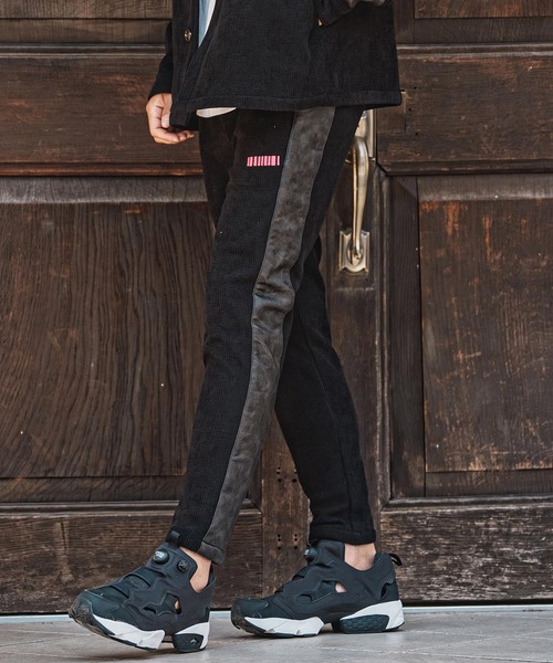 felkod(フィルコッド)の「mp15142- Synthetic Leather×Fleece-Back Corduroy Easy Pants コーデュロイ イージーパンツ(F26A120)(その他パンツ・メンズ・グレイッシュベージュ/ブラック・S/M/L)」の3枚目の写真
