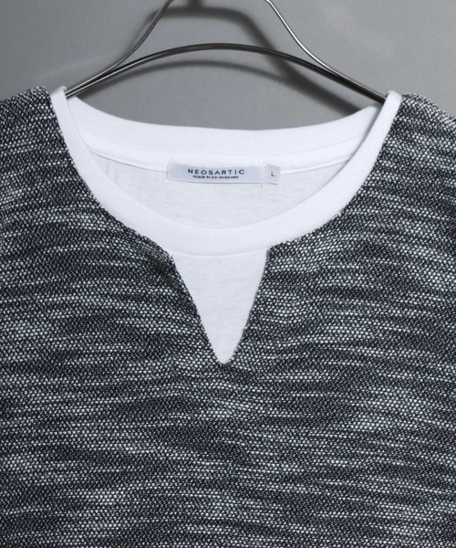 ANPAS（アンパス）の「Faux Layered Key-Neck Tee / フェイクレイヤード キーネック 半袖Tシャツ メンズ トップス カットソー ムジ 無地T（Tシャツ/カットソー・メンズ・チャコール/ブラック・M/L/LL）」の7枚目の写真