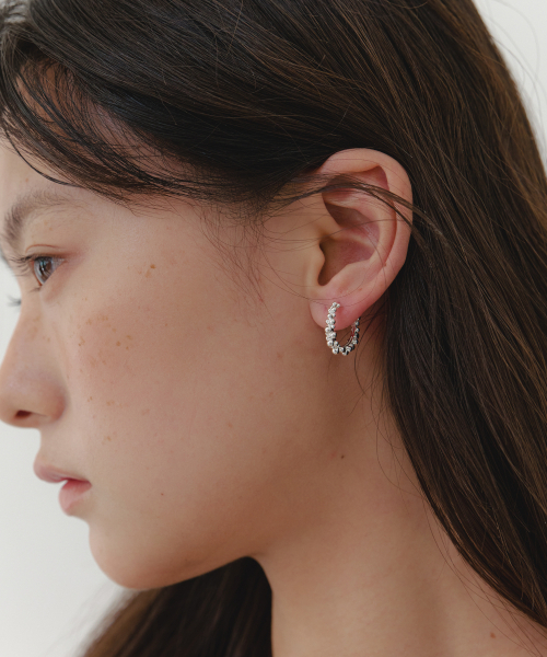 BYWEEKEND（バイウィーケンド）の「Blob earring_large（ピアス（両耳用）・レディース・シルバー・FREE）」の3枚目の写真