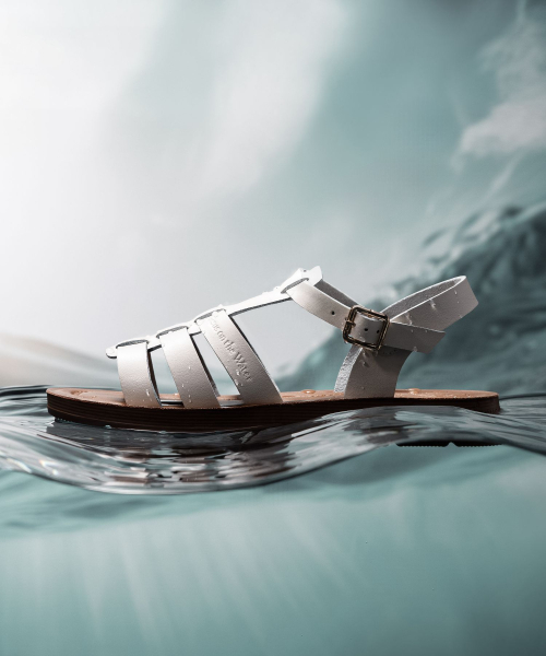 JESUS ON THE WATER(ジーザスオンザウォーター)の「JESUS SANDAL キドロン 牛革ストラップサンダル 2cm -JOW103 (3色)(サンダル・レディース・ブラック/キャメル/アイボリー・23cm/23.5cm/24cm/24.5cm/25cm/25.5cm)」の8枚目の写真