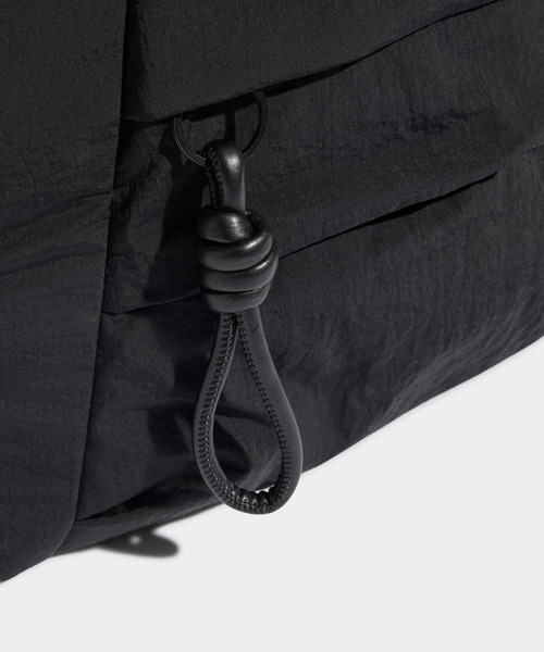 adidas（アディダス）の「FAVORITE DUFFEL BAG / アディダス adidas（ボストンバッグ・レディース・ブラック・FREE）」の3枚目の写真