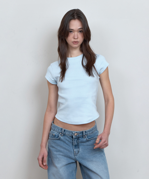 CURETTY(キュリティ)の「C 90S LINE BASIC T-SHIRT_LIGHT BLUE(Tシャツ/カットソー・レディース・スカイブルー・MEDIUM/SMALL)」の1枚目の写真