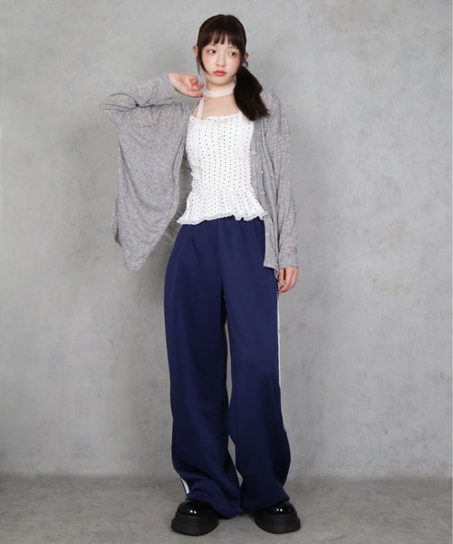 BARELY BLUE(ベアリーブルー)の「【 BARELY BLUE / ベアリーブルー 】 サイドライン ルーズ フィット ジャージ パンツ / トラックパンツ(その他パンツ・レディース・グリーン/ブラック/ネイビー/レッド・S/M/L)」の12枚目の写真