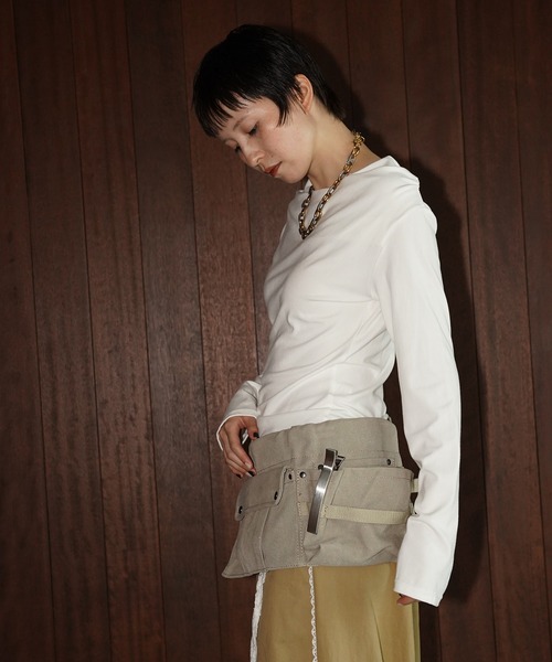 chuclla(チュクラ)の「ドレープネック ロングスリーブトップス chw26a054(Tシャツ/カットソー・レディース・ブラック/ホワイト・FREE)」の10枚目の写真