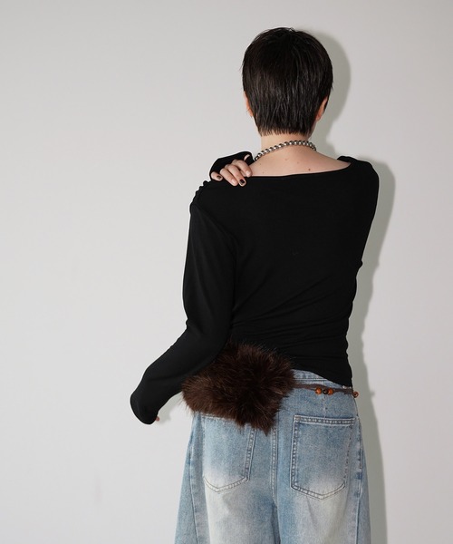 chuclla(チュクラ)の「ドレープネック ロングスリーブトップス chw26a054(Tシャツ/カットソー・レディース・ブラック/ホワイト・FREE)」の13枚目の写真