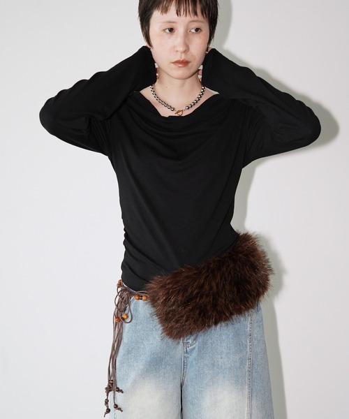 chuclla(チュクラ)の「ドレープネック ロングスリーブトップス chw26a054(Tシャツ/カットソー・レディース・ブラック/ホワイト・FREE)」の15枚目の写真