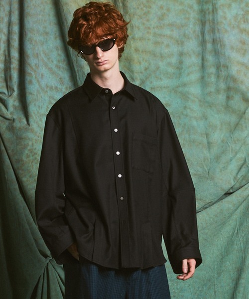 MAISON SPECIAL(メゾンスペシャル)の「《UNISEX》TW Drapery Gabardine Prime-Over Ovoid Sleeve Shirt/TWドレーパリーギャバジンプライムオーバーオボイドスリーブシャツ【MAISON SPECIAL/メゾンスペシャル】(シャツ/ブラウス・メンズ・ブラック/チャコールグレー・2/1/0)」の1枚目の写真