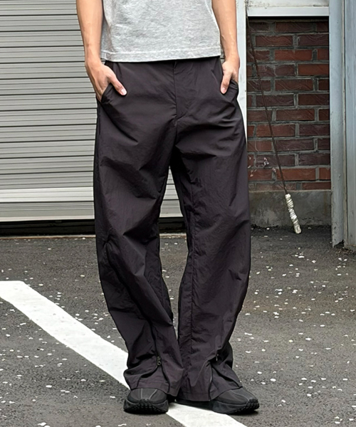 ツーウェイカーブナイロンパンツ（チャコール）（その他パンツ）｜JUAN