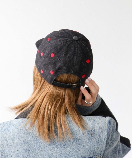 Three Four Time(スリーフォータイム)の「ハート刺繍デニムキャップ(キャップ・レディース・ブラック・FREE)」の4枚目の写真