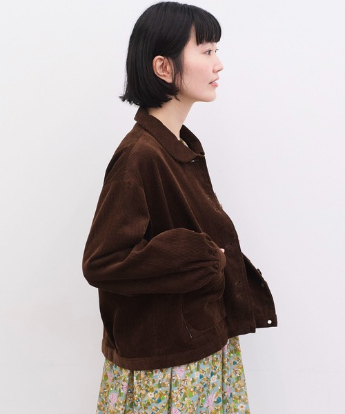l'atelier du savon(アトリエドサボン)の「9Wコーデュロイ かくれハウスポケット ジャケット(ブルゾン・レディース・ダークブラウン/ピンク/アイボリー・FREE)」の11枚目の写真