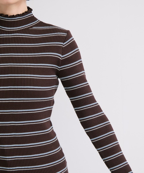 le cercle ADAM ET ROPE'（ルセルクルアダムエロペ）の「メランジタートルボーダーニット（ニット/セーター・レディース・ブルー系その他2/ホワイト系その他2/ブラウン・FREE）」の19枚目の写真
