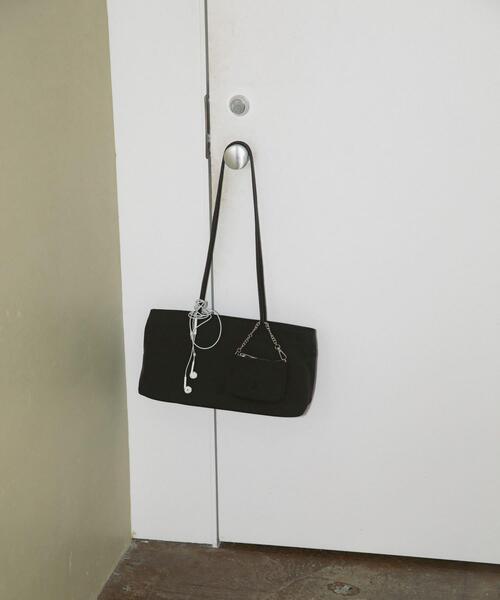 RODE SKO(ロデスコ)の「hun RODESKO Dual pouch boston(ボストンバッグ・レディース・ホワイト/ブラック・-)」の18枚目の写真