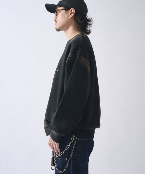 Lui's(ルイス)の「SURJENT ラインストーンフェードスウェット(スウェット・メンズ・グレー/ブラック・1/2)」の13枚目の写真