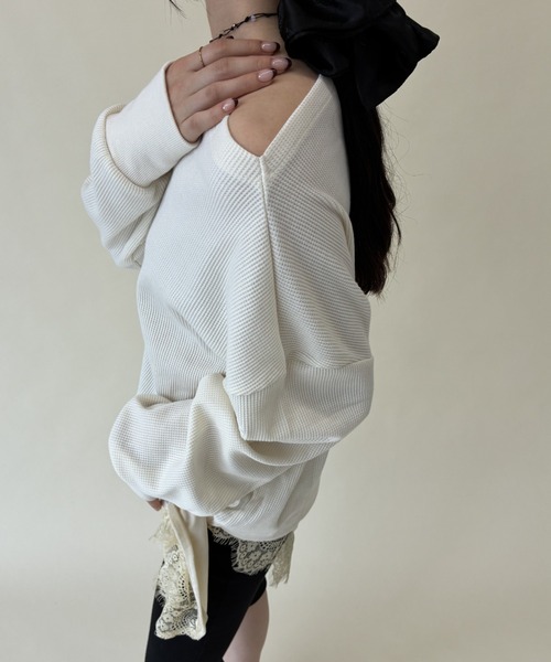 FUULLY STUDIO(フーリィーステューディオ)の「サーマルスラッシュドネックPO(Tシャツ/カットソー・レディース・グレー/ブラウン/アイボリー・FREE)」の16枚目の写真