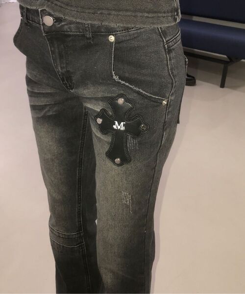 MUCENT(ムセント)の「カイロクロスパッチデニムブーツカット(デニムパンツ・レディース・ブラック・SMALL/MEDIUM)」の8枚目の写真