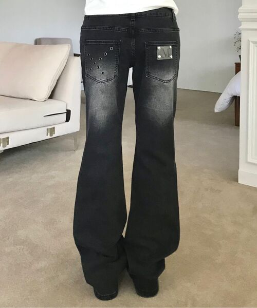 MUCENT(ムセント)の「カイロクロスパッチデニムブーツカット(デニムパンツ・レディース・ブラック・SMALL/MEDIUM)」の13枚目の写真