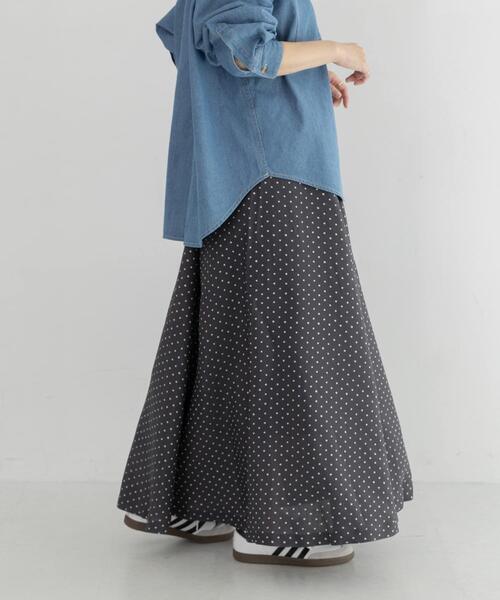 URBAN RESEARCH Sonny Label(アーバンリサーチサニーレーベル)の「『WEB限定』ドットプリントフレアスカート(スカート・レディース・ブラック系その他・36/38)」の5枚目の写真