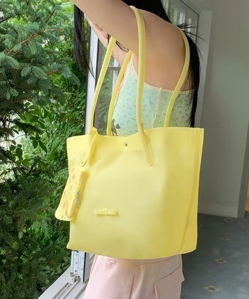 Vipoa(ヴィポア)の「Candy jelly bag(トートバッグ・レディース・イエロー/グリーン/コーラル/パープル/ミント・FREE)」の17枚目の写真