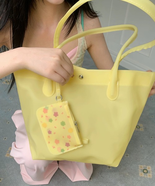 Vipoa(ヴィポア)の「Candy jelly bag(トートバッグ・レディース・イエロー/グリーン/コーラル/パープル/ミント・FREE)」の8枚目の写真