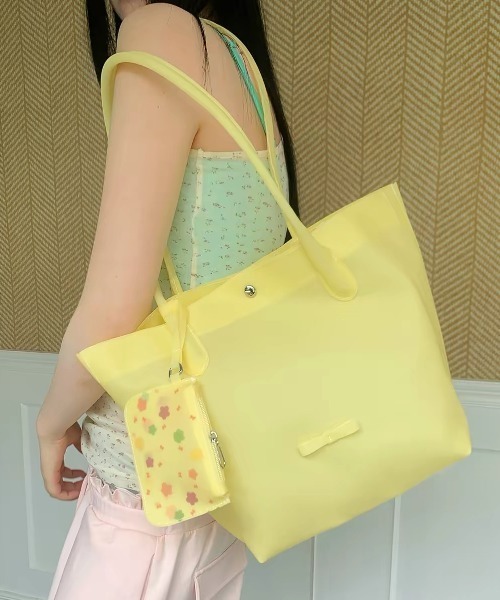 Vipoa(ヴィポア)の「Candy jelly bag(トートバッグ・レディース・イエロー/グリーン/コーラル/パープル/ミント・FREE)」の18枚目の写真