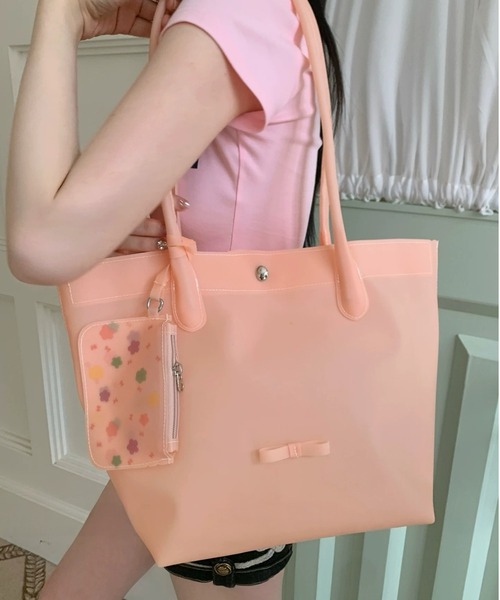 Vipoa(ヴィポア)の「Candy jelly bag(トートバッグ・レディース・イエロー/グリーン/コーラル/パープル/ミント・FREE)」の12枚目の写真