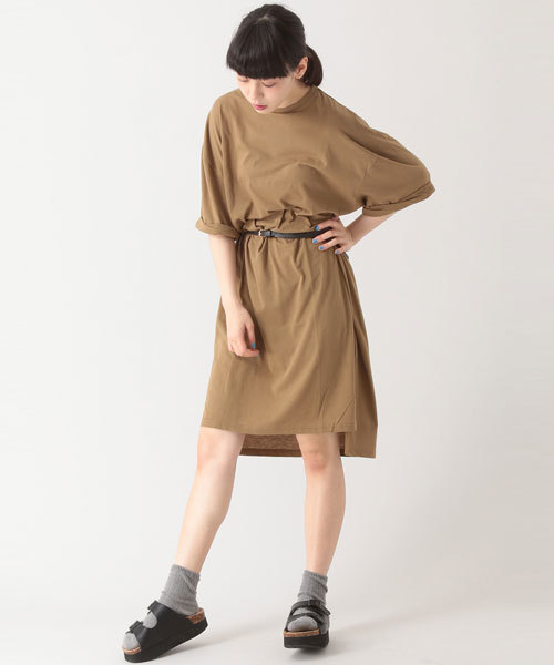 E hyphen world gallery（イーハイフンワールドギャラリー）の「ビッグシルエットワンピース（ワンピース・レディース・ブラック/カーキ/オフホワイト/杢グレー・FREE）」の4枚目の写真