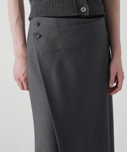 YLEVE(イレーヴ)の「YLEVE / SUPER140's WOOL TROPICAL SKIRT(スカート・レディース・グレー系その他3/ベージュ・1/0)」の7枚目の写真