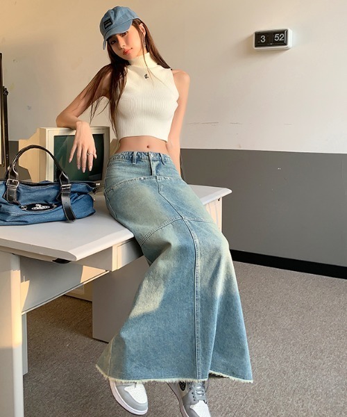 FAVORITO(ファヴォリート)の「デニムマーメイドスカート(スカート・レディース・ブルー・F)」の6枚目の写真