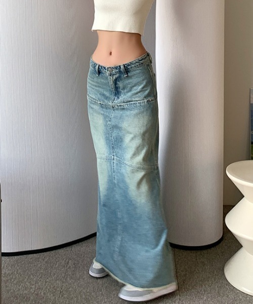 FAVORITO(ファヴォリート)の「デニムマーメイドスカート(スカート・レディース・ブルー・F)」の14枚目の写真