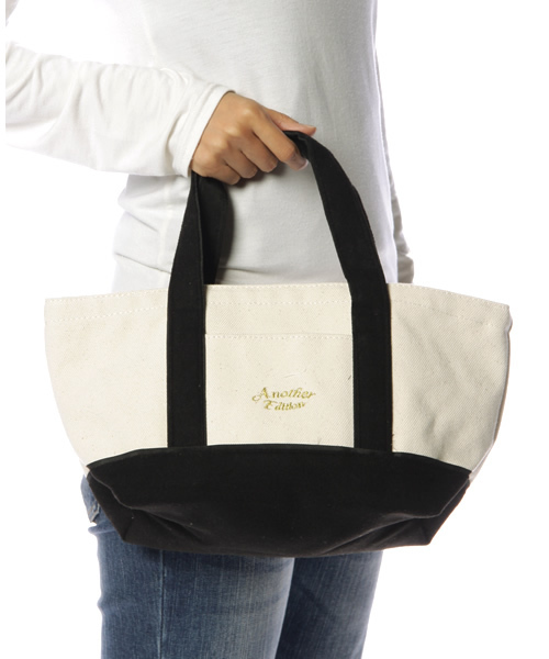 Another Edition（アナザーエディション）の「AE SMALLキャンバスTOTE（トートバッグ・レディース・ブラック/ライトピンク/ネイビー・フリー）」の6枚目の写真