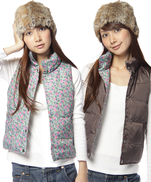 CIAOPANIC(チャオパニック)の「RVダウンベスト(ダウンベスト・レディース・ブルー/ネイビー・FREE)」の1枚目の写真