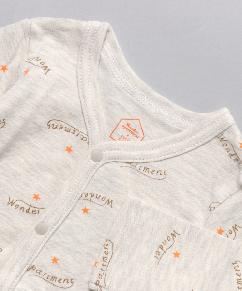 Petitsucre（プチシュクレ）の「スター前開きボディスーツ（ロンパース・キッズ・オフホワイト/グレー系その他・70-80cm/60-70cm）」の4枚目の写真