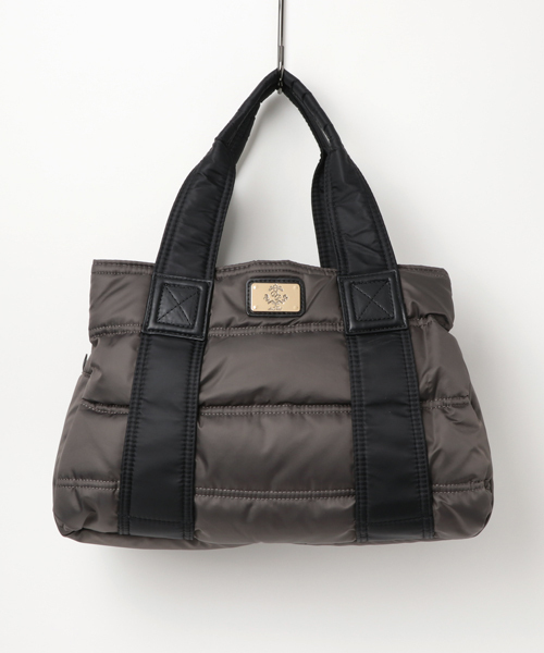 VitaFelice（ヴィータフェリーチェ）の「キルティングトートバッグ（L）（ボストンバッグ・レディース・チャコールグレー/ブラック/ベージュ/ネイビー/カーキ/ブラック×ホワイト/ナチュラル/パープル系その他/ブラック系その他/グレー/ベージュ系その他/チャコール/ライトグレー・FREE）」の5枚目の写真
