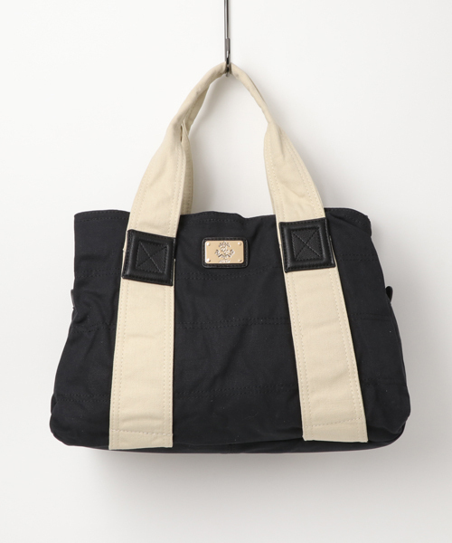 VitaFelice（ヴィータフェリーチェ）の「キルティングトートバッグ（L）（ボストンバッグ・レディース・チャコールグレー/ブラック/ベージュ/ネイビー/カーキ/ブラック×ホワイト/ナチュラル/パープル系その他/ブラック系その他/グレー/ベージュ系その他/チャコール/ライトグレー・FREE）」の3枚目の写真