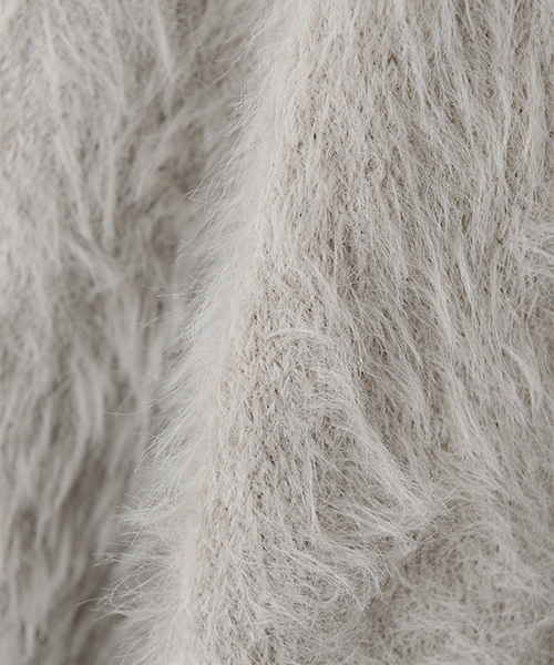 Luz Llena（ラズレナ）の「フェザーニットロングカーディガン（カーディガン/ボレロ・レディース・オフホワイト/グレー/スモークピンク・MEDIUM）」の5枚目の写真