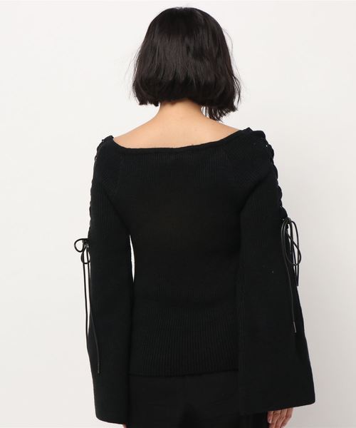 SLY（スライ）の「SHOULDER LACE MG TOPS（ニット/セーター・レディース・ブラック/オフホワイト/ダークグレー/オレンジ系その他・1/2）」の7枚目の写真