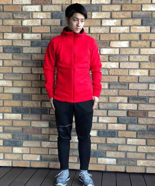 アンダーアーマー パーカー ブラック×レッド UNDER ARMOUR（アンダーアーマー）の「メンズ トレーニングパーカー