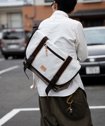 【62】【it】【MAKAVELIC】COSMICDAYS MESSENGER BAG