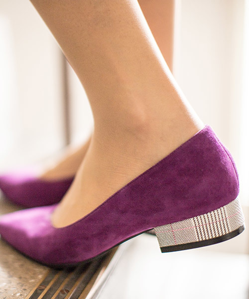 coca(ANDEX shoes product)(コカ)の「coca/ コカ ローヒール ポインテッドトゥ パンプス 119002(パンプス・レディース・ブラック/ホワイト/ベージュ/パープル・22.5cm/24.5cm/23.0cm/23.5cm/24.0cm/22cm)」の2枚目の写真