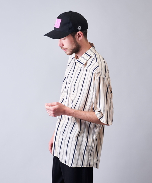 Luv maison（ラブメゾン）の「マルチストライプビッグシャツ（シャツ/ブラウス・メンズ・ホワイト/ブラック・M/L）」の14枚目の写真